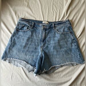 Cutoff Dad High Rise Shorts Abercrombie